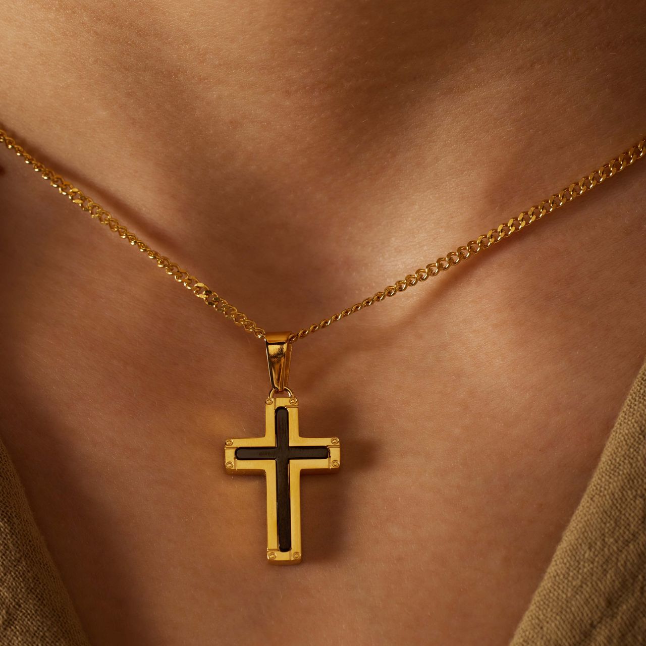 Stalen goldplated kinderketting met hanger kruis