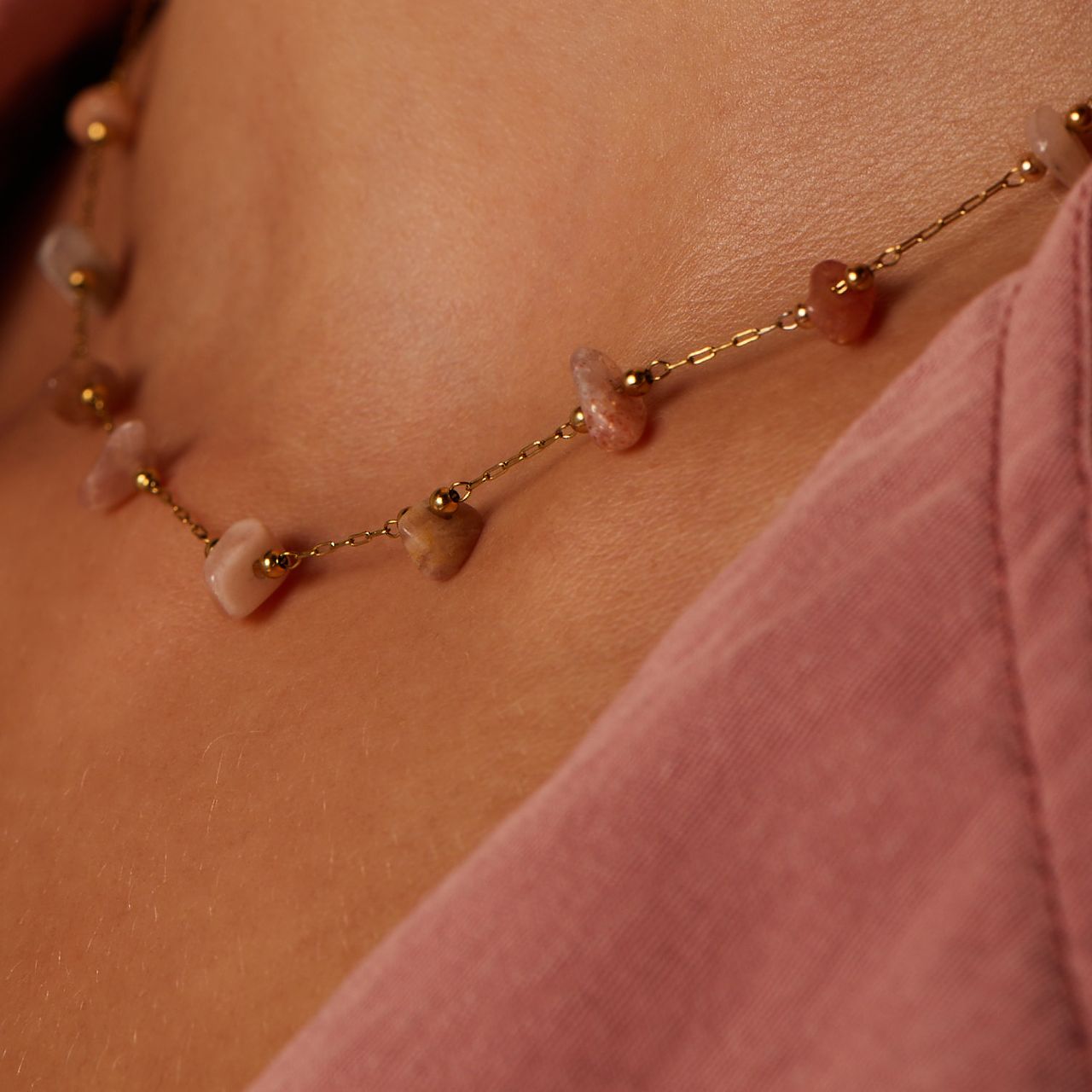 Stainless steel goldplated ketting met hanger met natuursteen  voor dames
