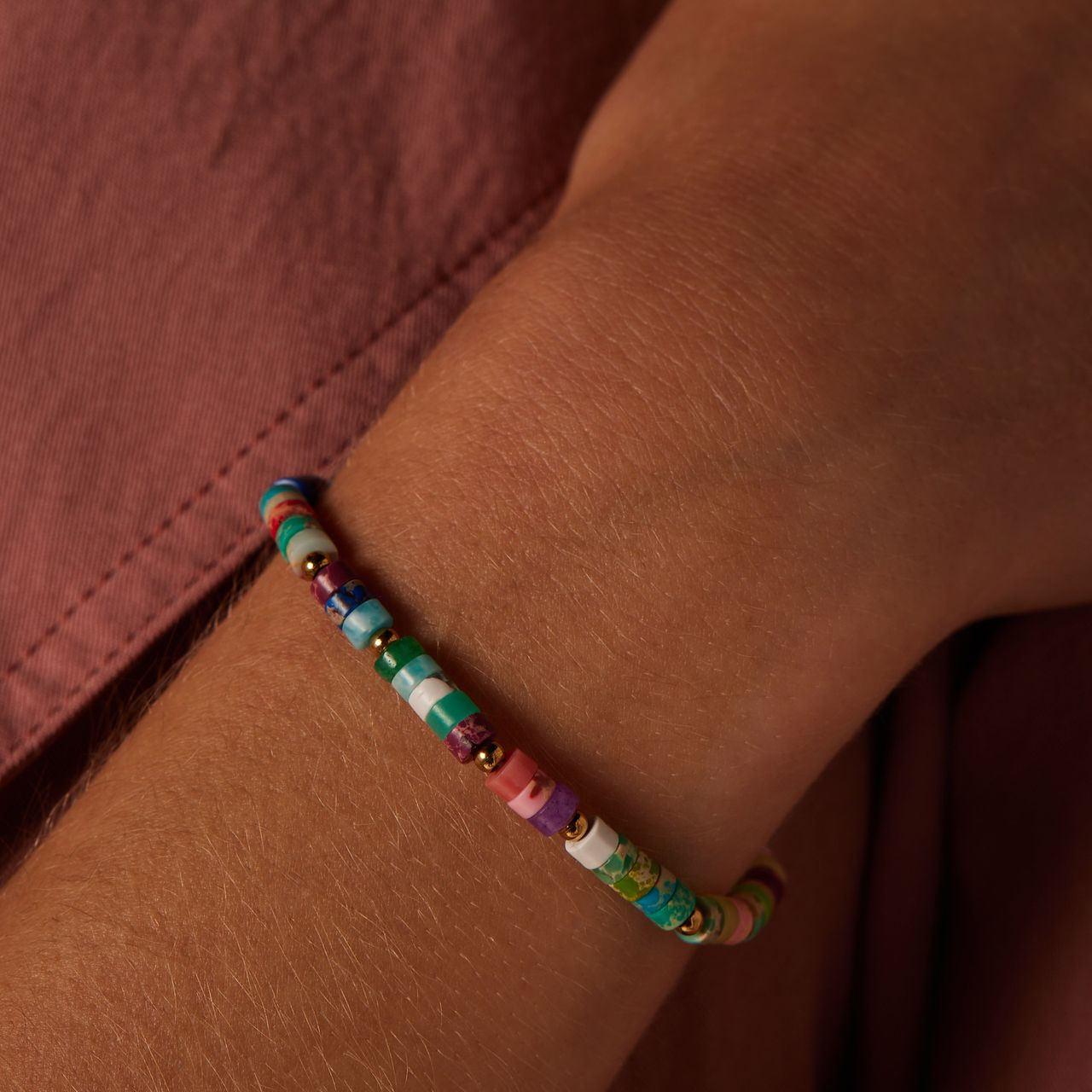 Stainless steel goldplated rekarmband met kralen multi