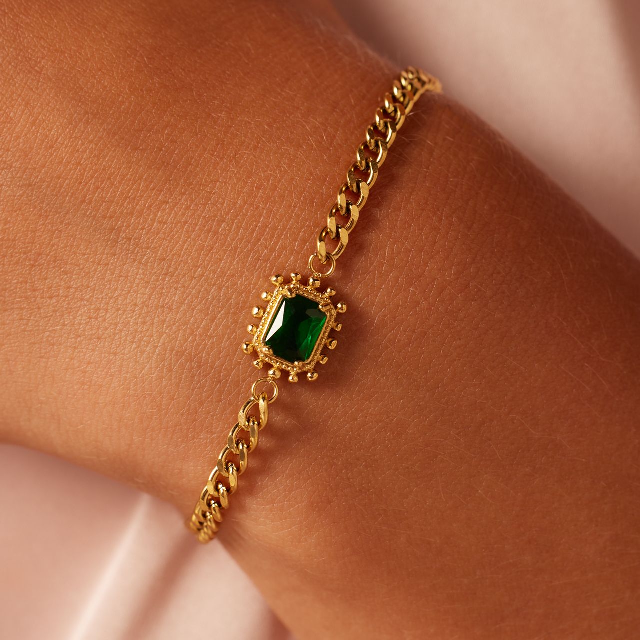 Stainless steel goldplated armband vintage vierkant groen