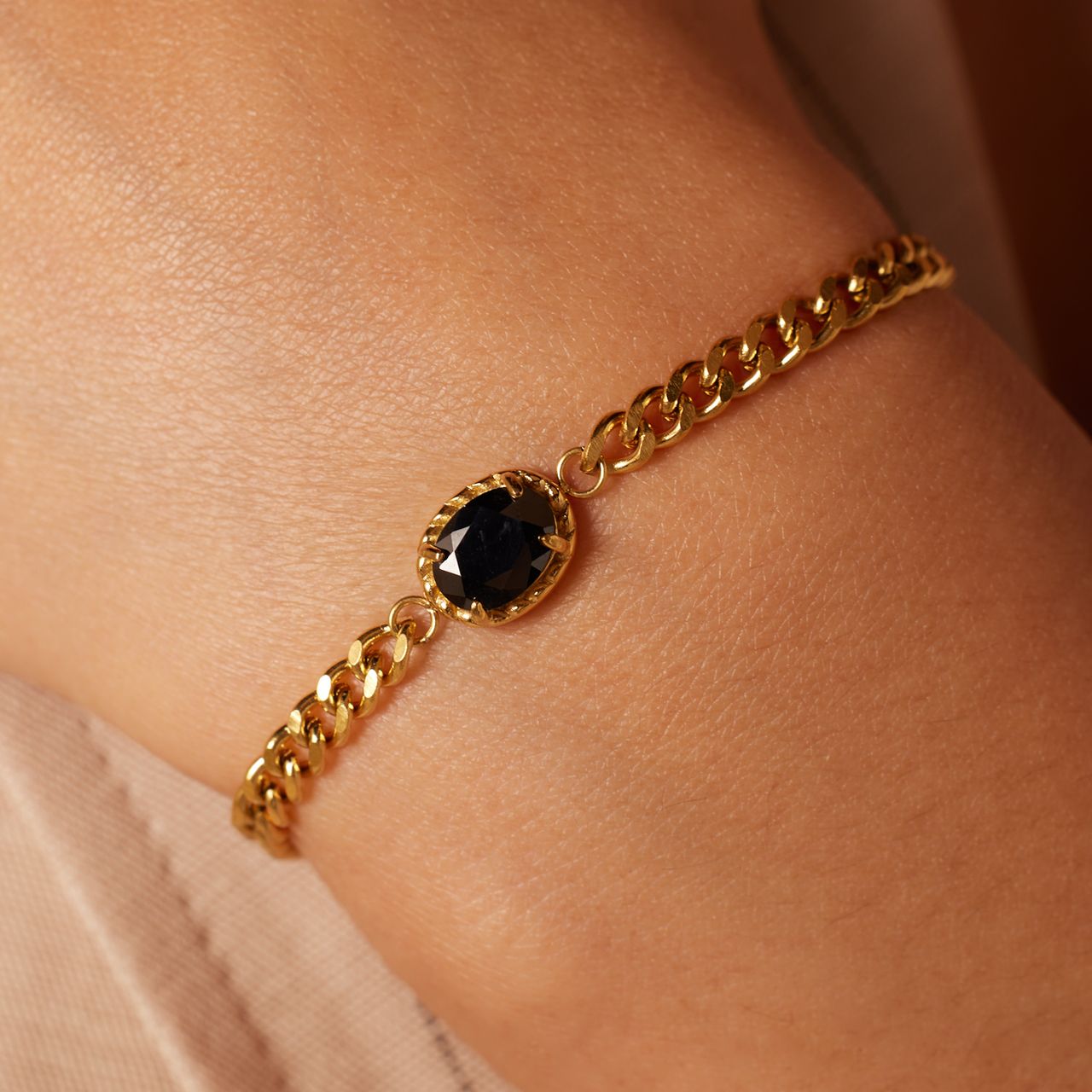Stalen goldplated armband vintage zwart