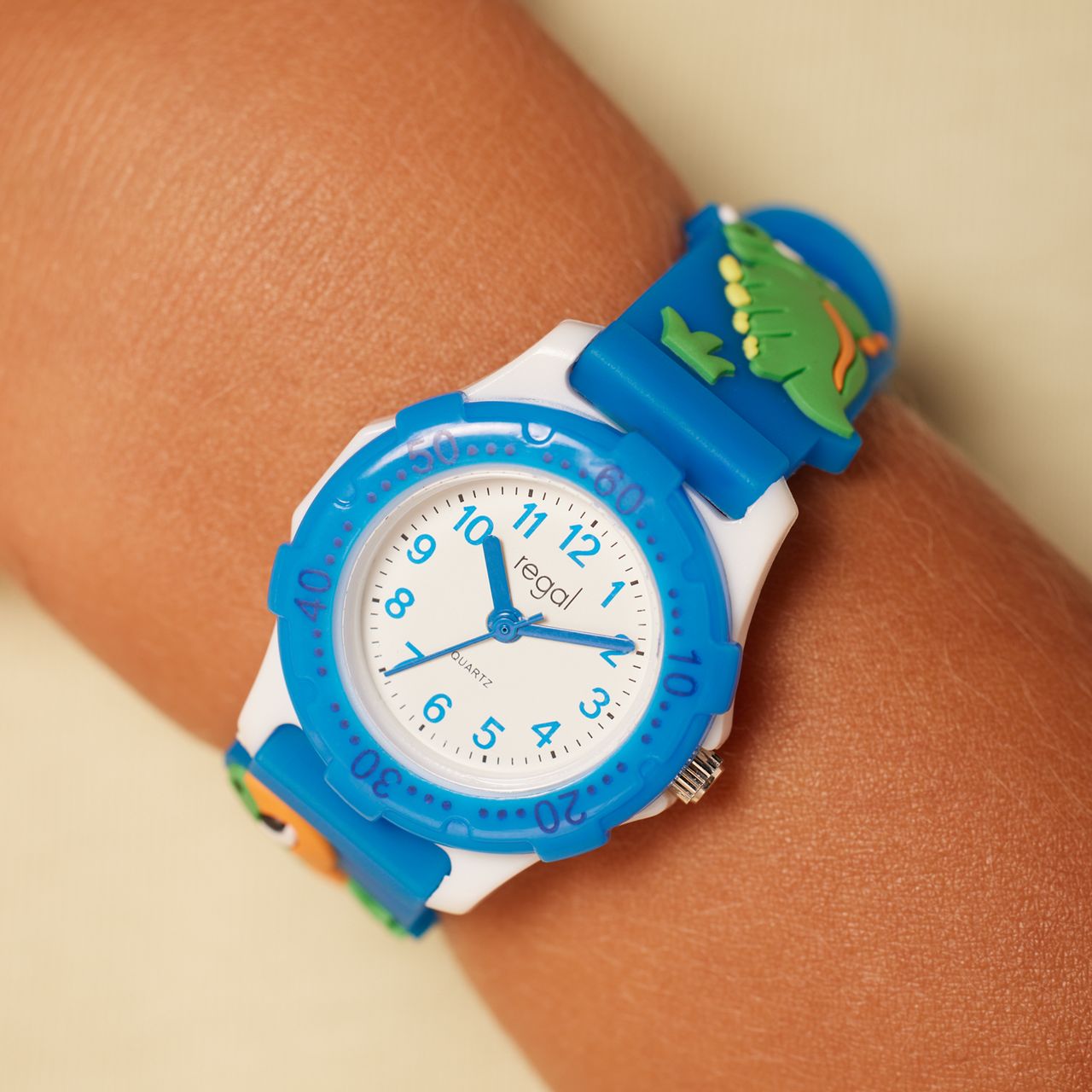 Regal Kinder-Armbanduhr mit Silikonarmband
