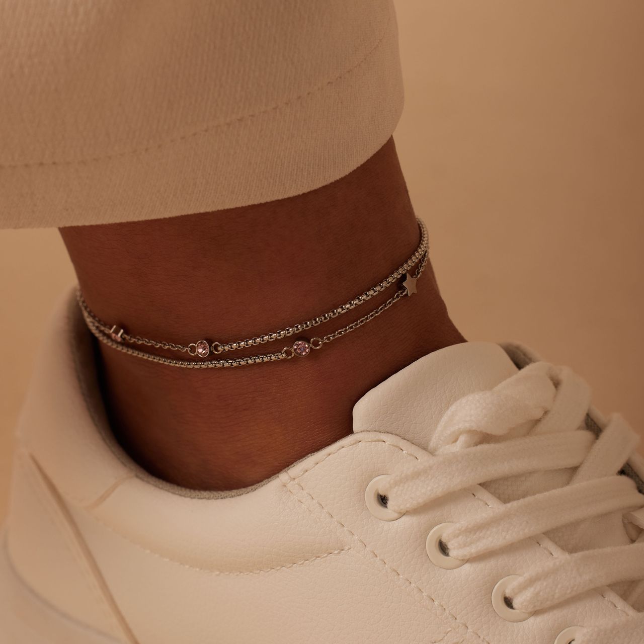 Dubbele stainless steel enkelbandje met steentje