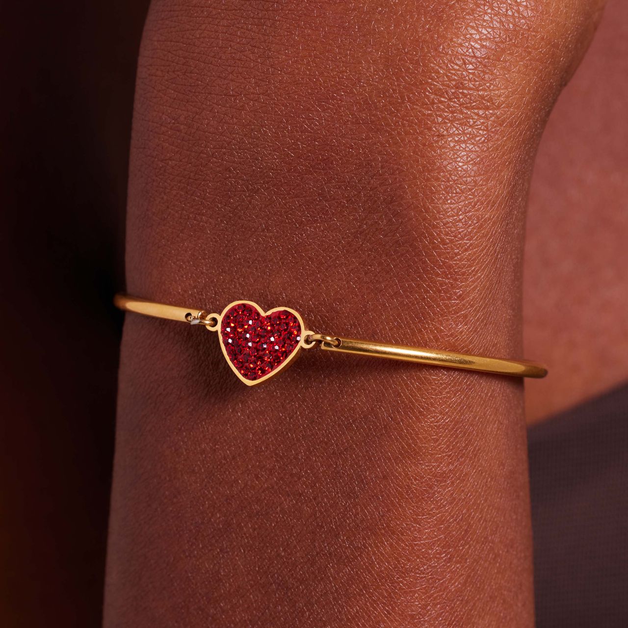 Armband aus Edelstahl, vergoldet, Herz mit Kristall, Roter Samt
