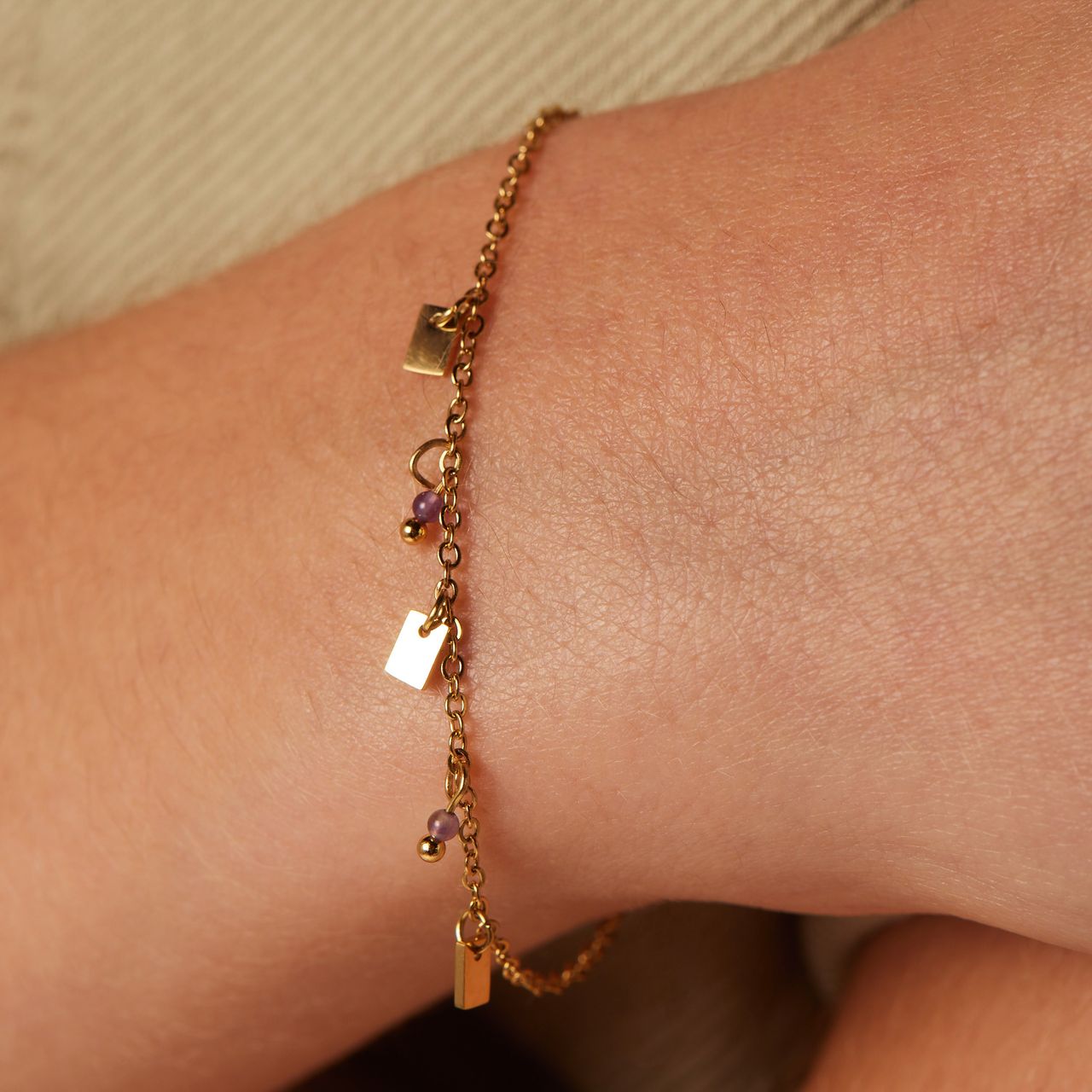 Stalen goldplated fantasiearmband met amethyst voor dames