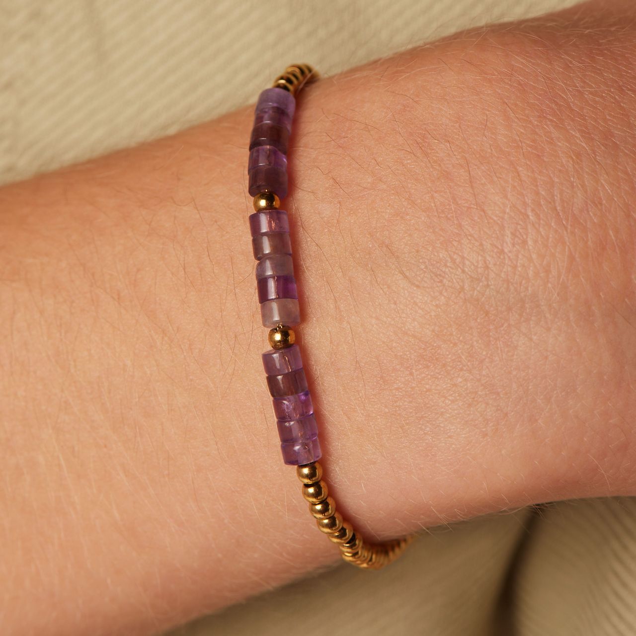 Stainless steel goldplated fantasiearmband met amethyst voor dames