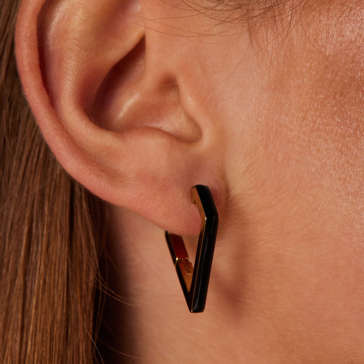 Stainless steel goldplated oorringen met zwart emaille voor dames