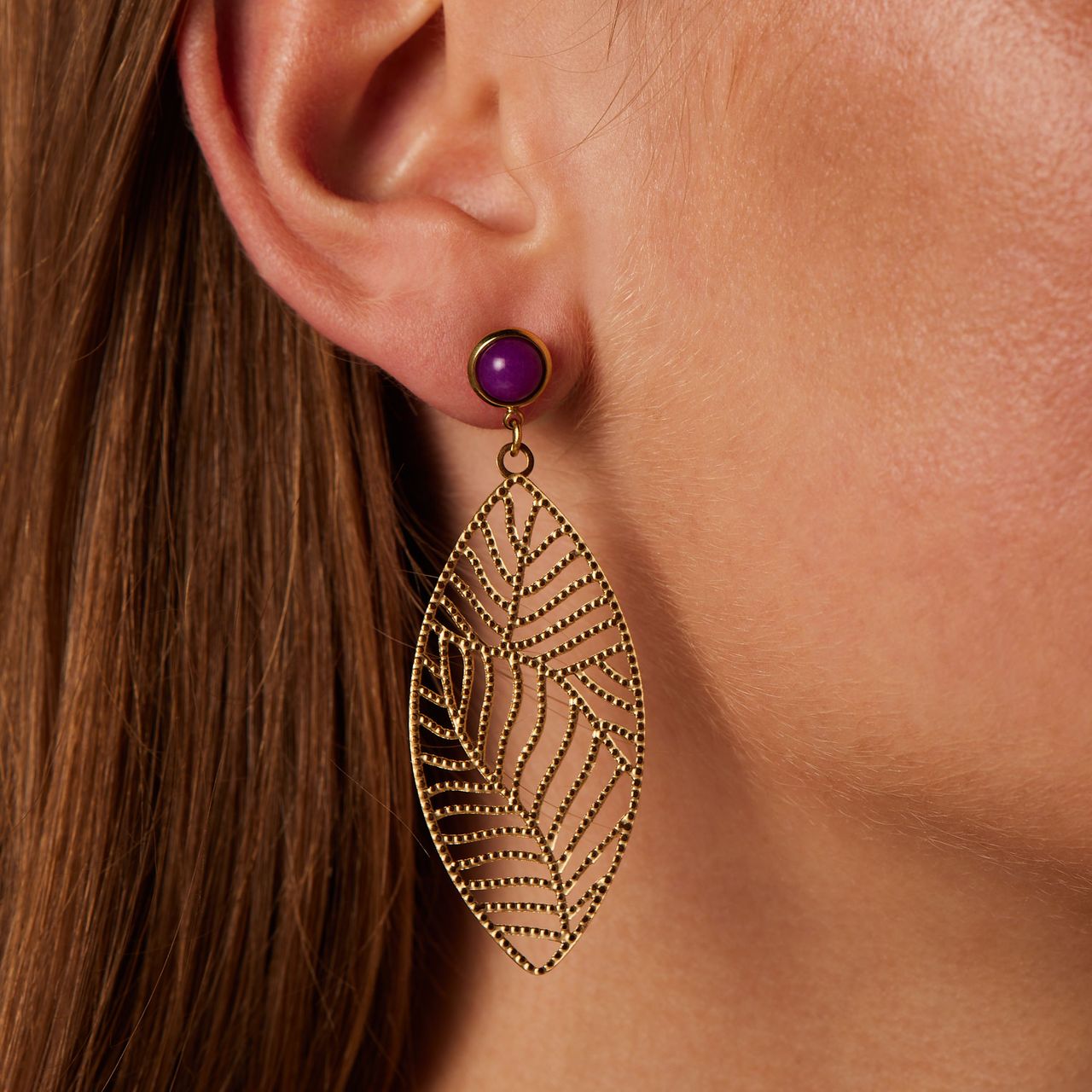 Stainless steel goldplated oorhangers blad paars voor dames