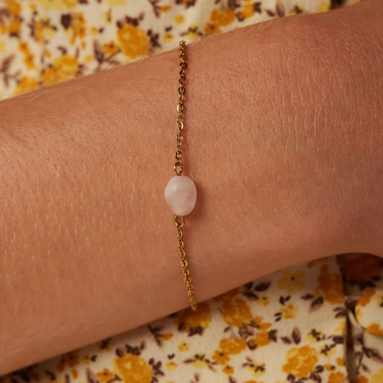 Armband aus Edelstahl, vergoldet, mit Rosenquarz