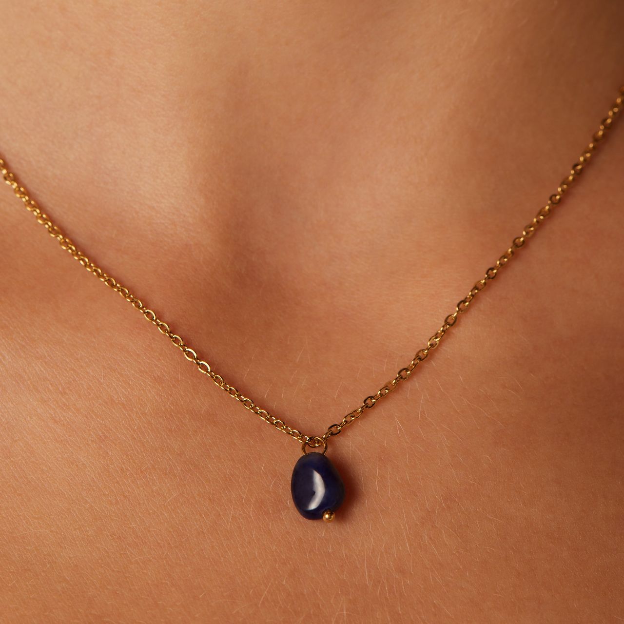 Stalen goldplated ketting met hanger met saffier voor dames
