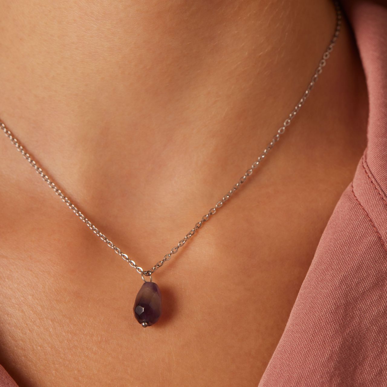 Halskette aus Edelstahl mit Amethyst