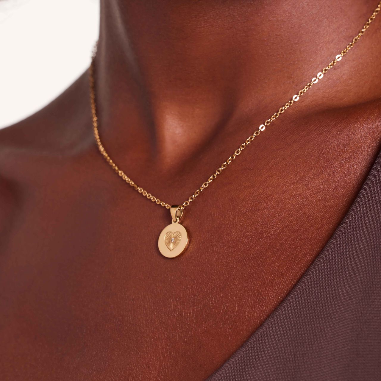 LivLiv stainless steel goldplated ketting met hart bewerkt voor dames