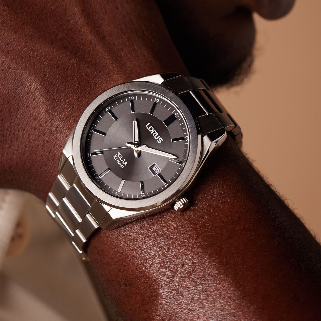 Lorus Armbanduhr für Herren mit Solarfunktion RX351AX9