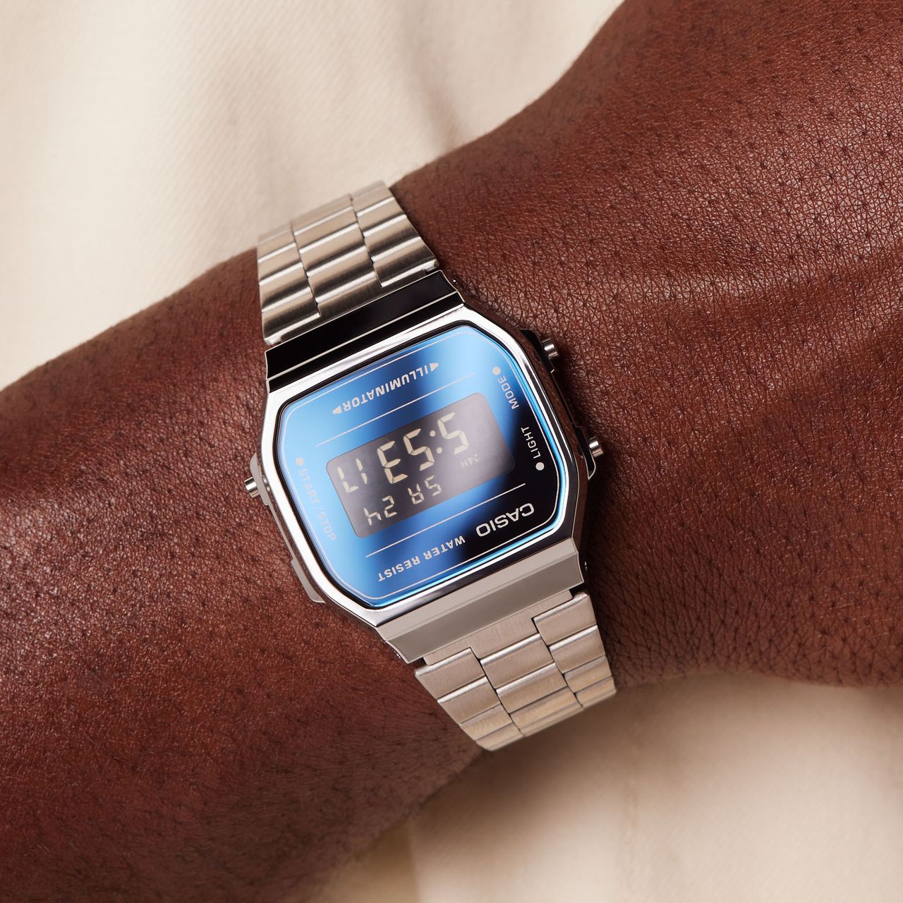 Casio Digitaluhr silberfarben A168WEM-2BEF