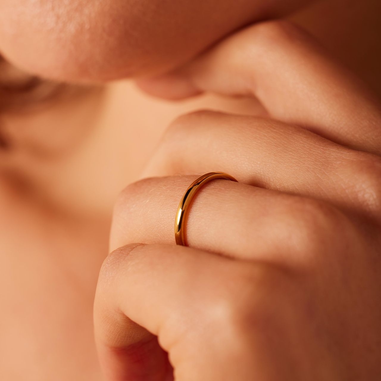 Stainless steel goldplated ring 2mm