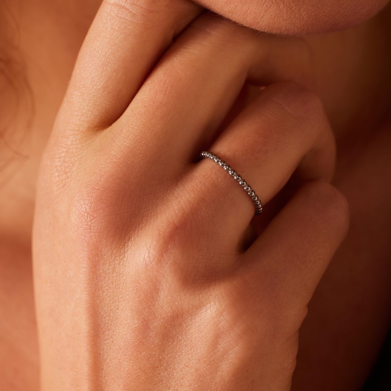 Edelstahlring mit Kugeln, 1,5mm