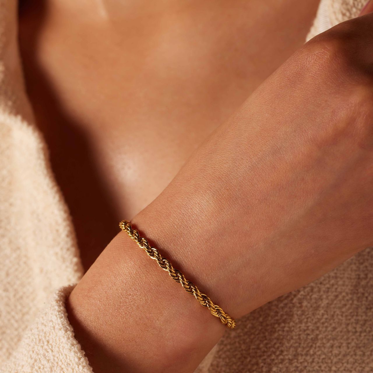 Armband aus Edelstahl, vergoldet, mit Kordel-Glied 4 mm