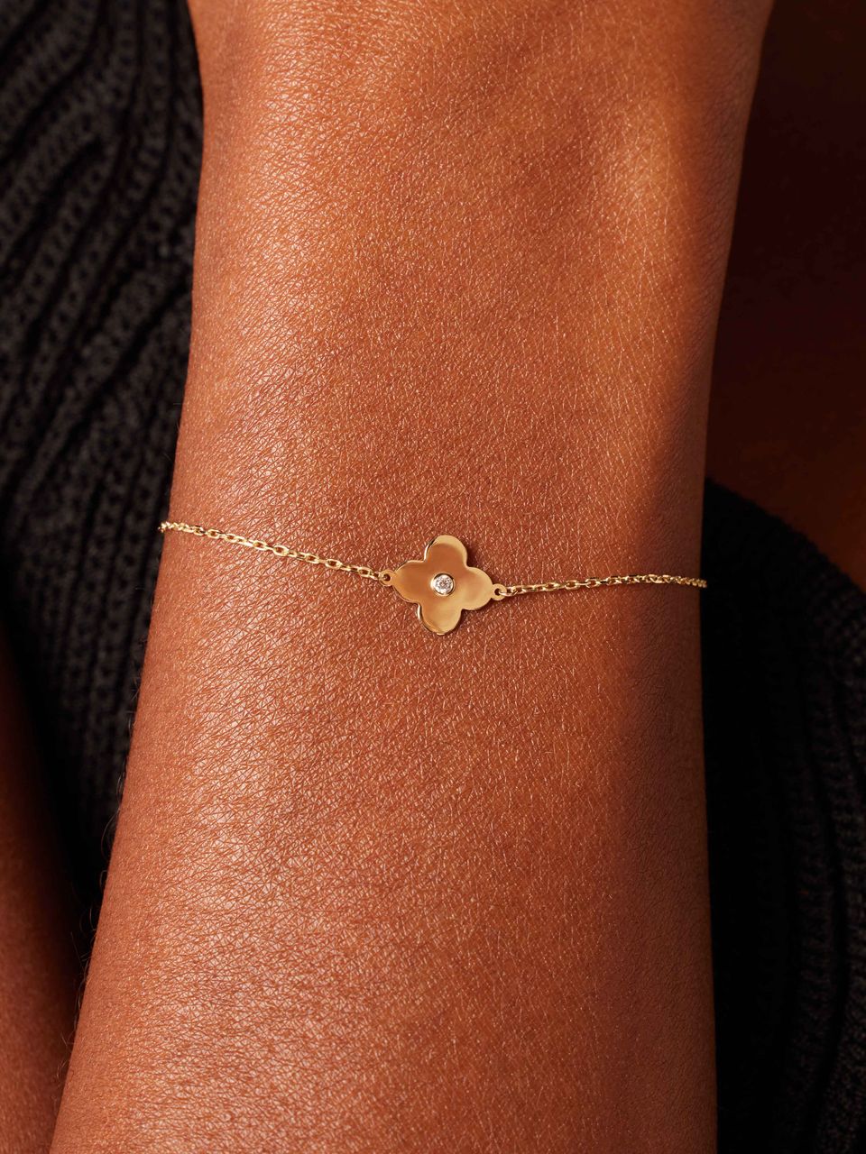 14 karaat geelgouden armband klaver zirkonia