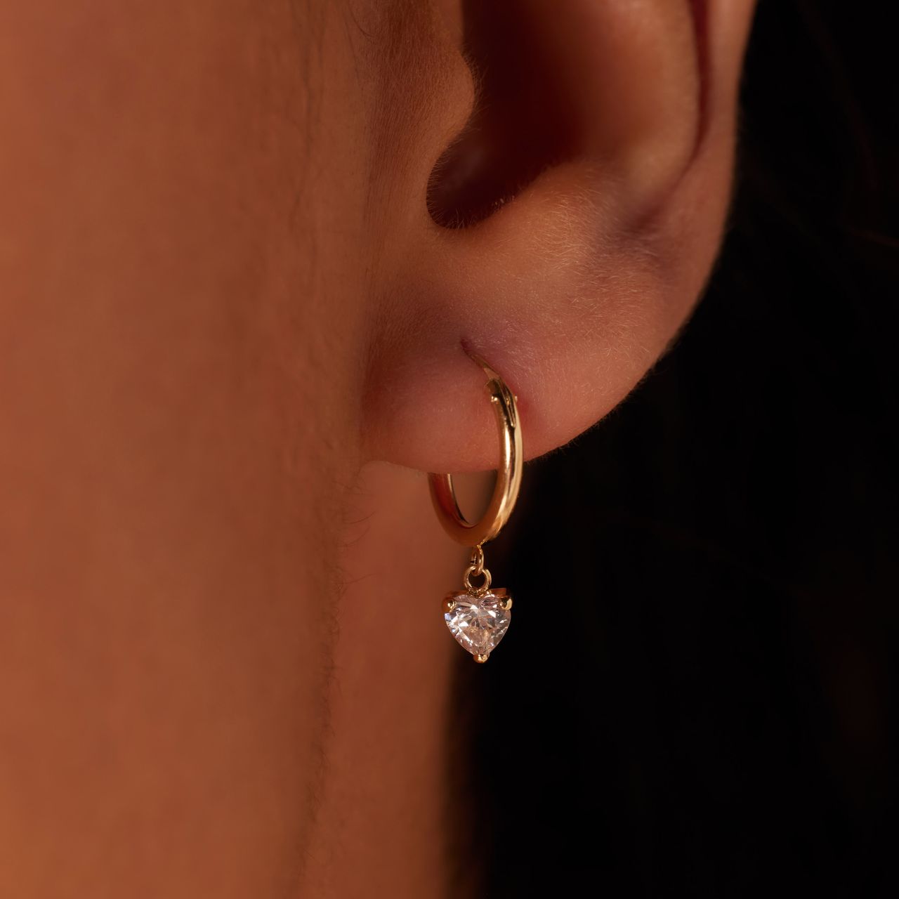 Ohrringe aus 585er Gelbgold, mit Herz, Zirkoniastein