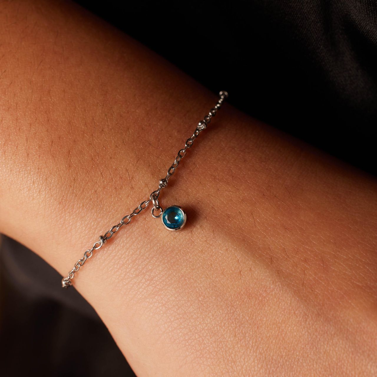 Stalen armband geboortesteen maart