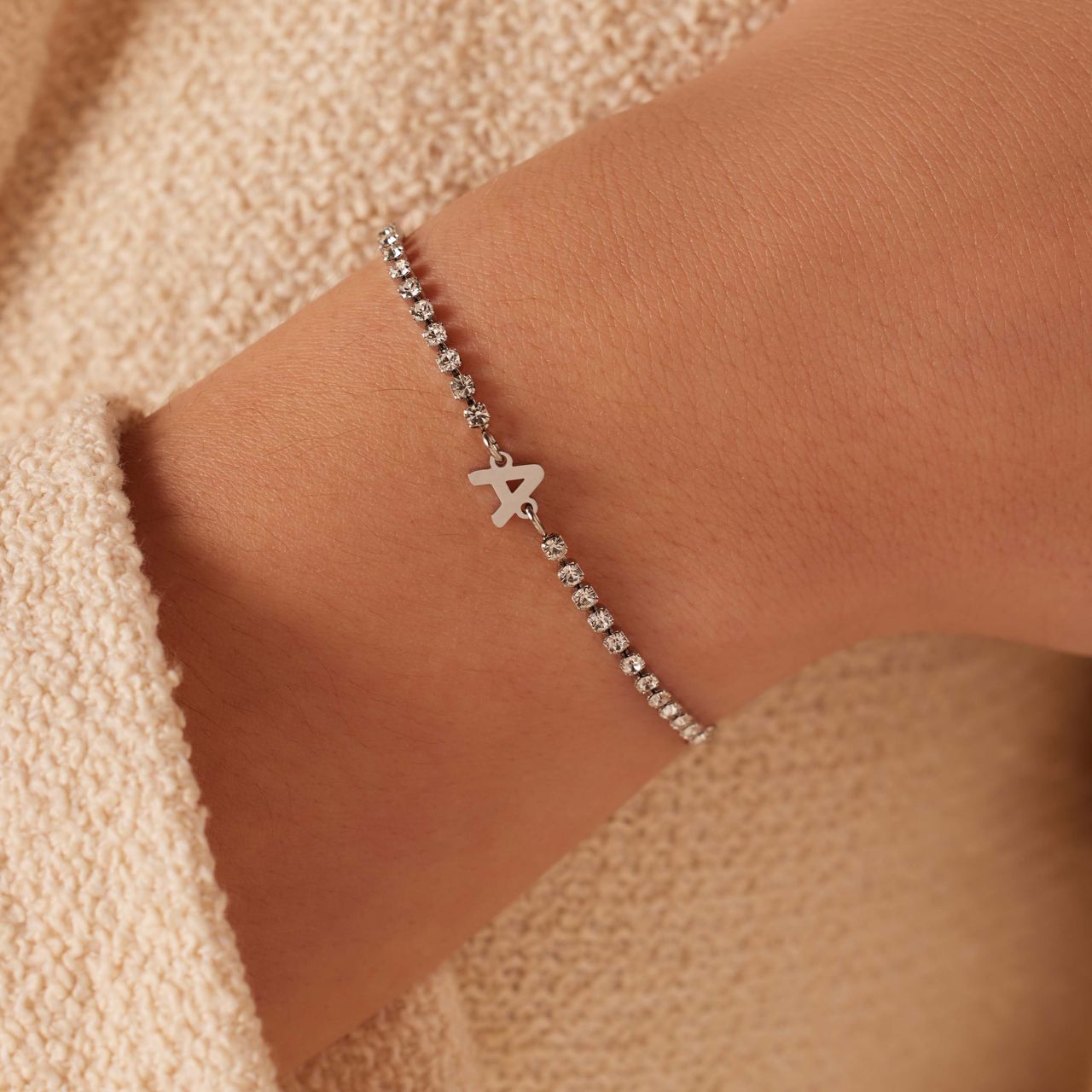 Tennisarmband aus Edelstahl, mit weißem kubischem Zirkonia, Buchstabe: A
