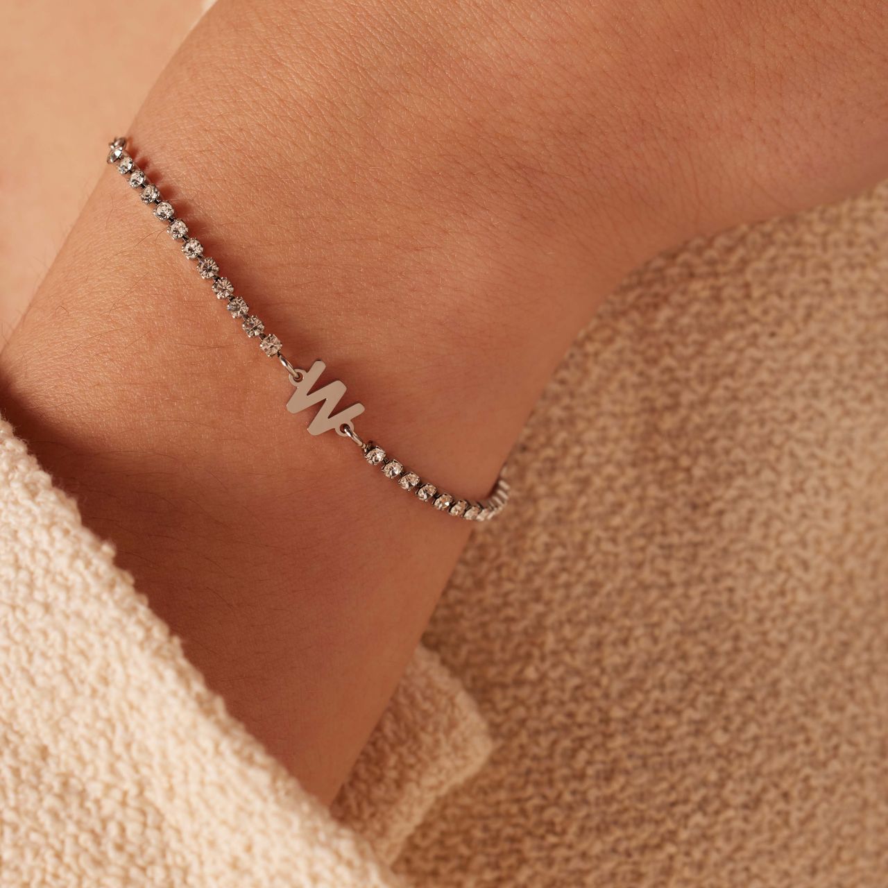 Tennisarmband aus Edelstahl, mit weißem kubischem Zirkonia, Buchstabe: W