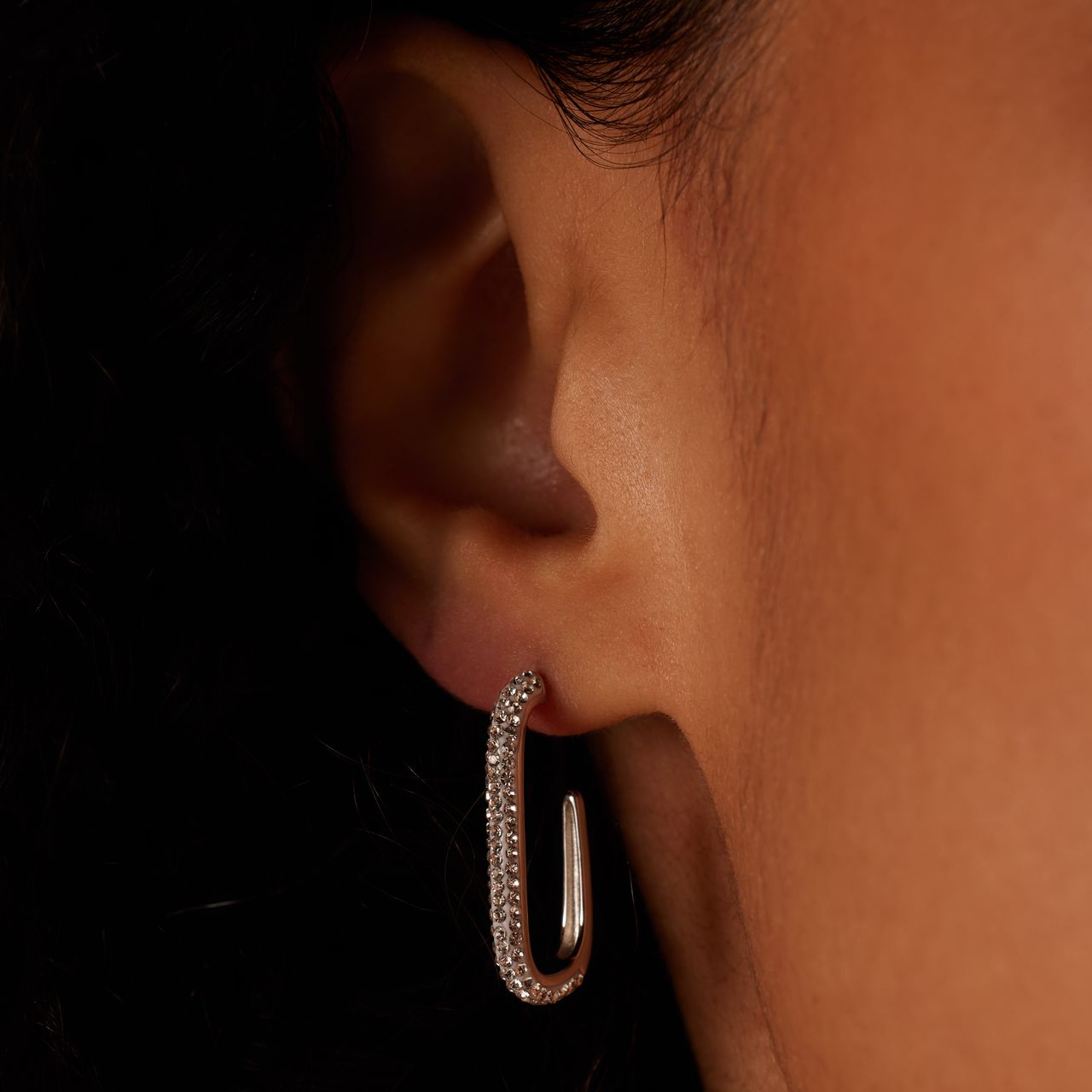 Ohrhänger aus 925er Silber, oval, Kristall