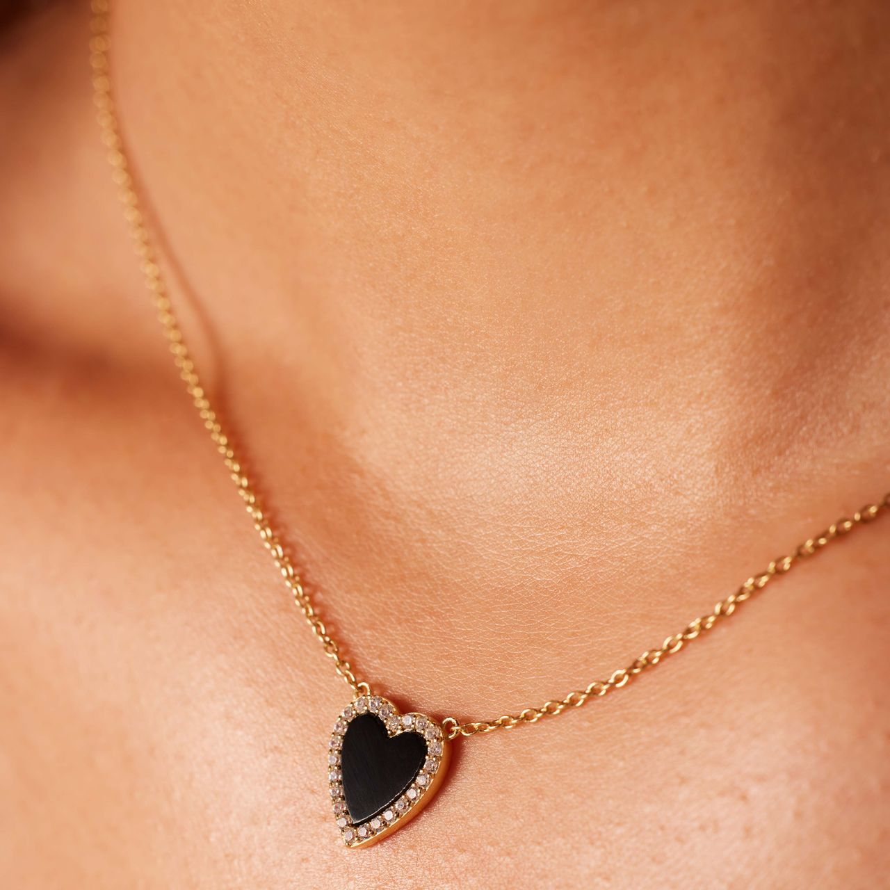 Zilveren goldplated ketting met hanger hart met black agate voor dames