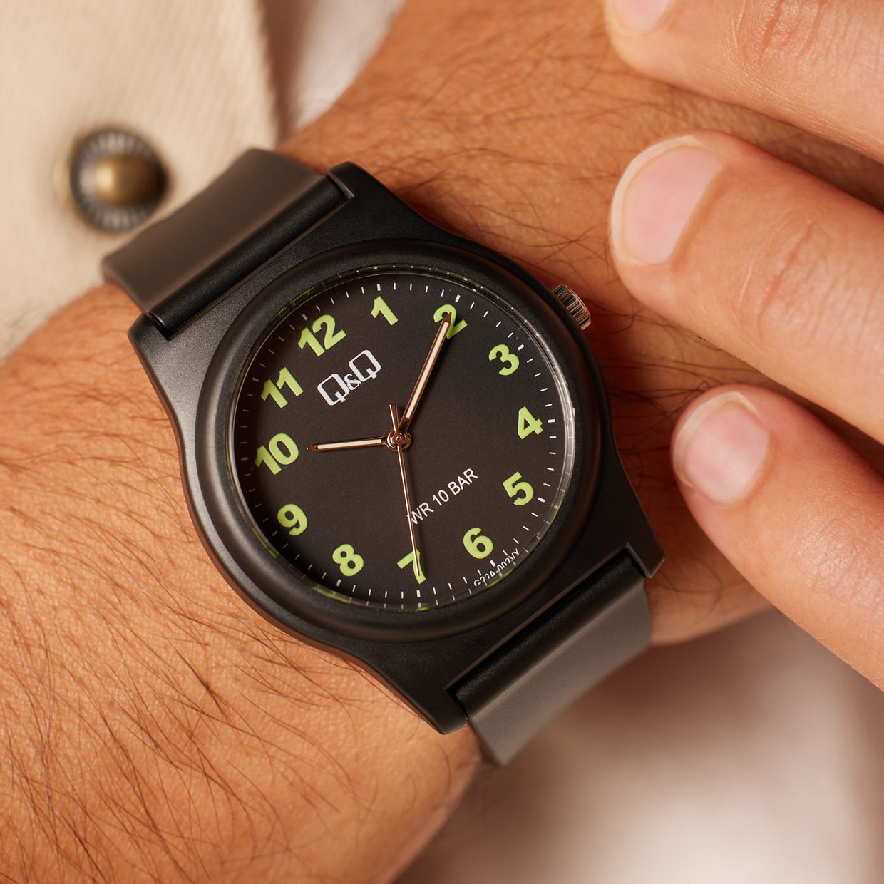 Q&Q Herrenuhr mit Gummi-Armband G22A-002VY