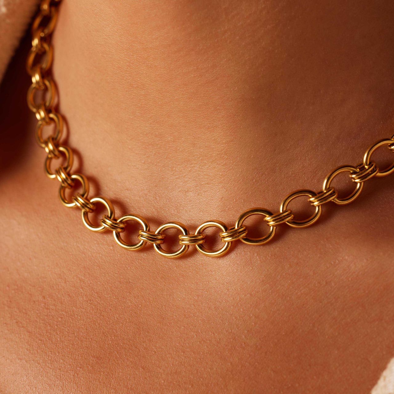 Camille stainless steel goldplated ketting chunky schakels glad voor dames