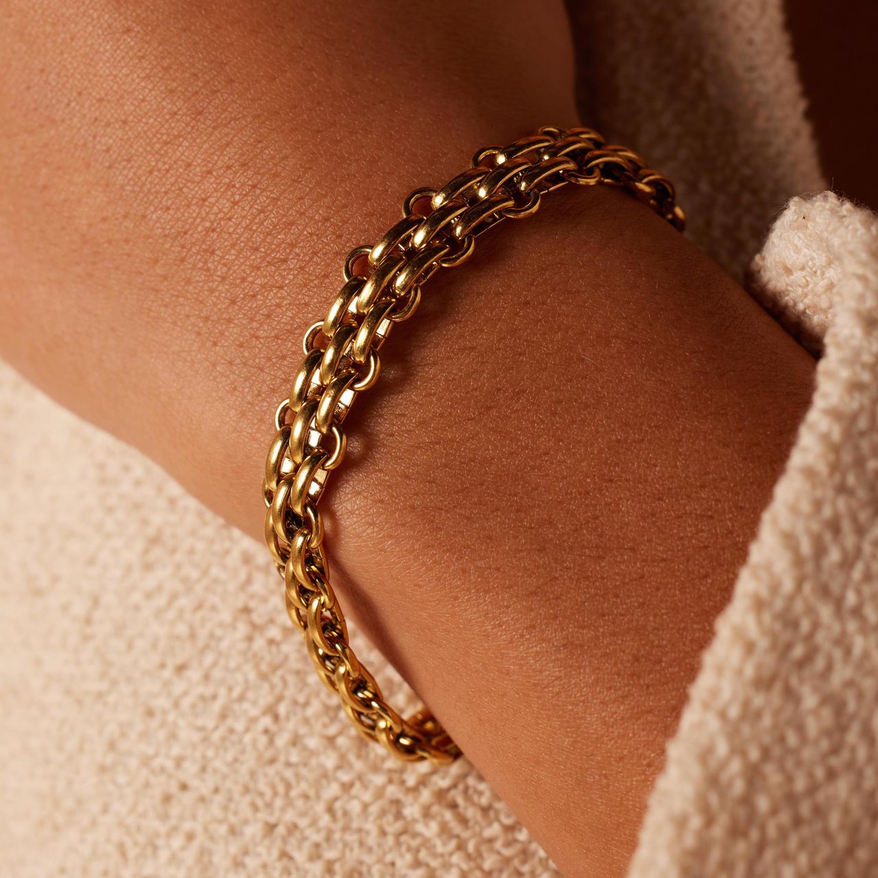 Armband aus Edelstahl, vergoldet, breit, mehrreihig