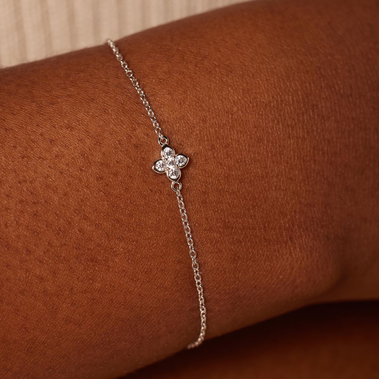 Armband aus 925er Silber, Kleeblatt, Zirkonia