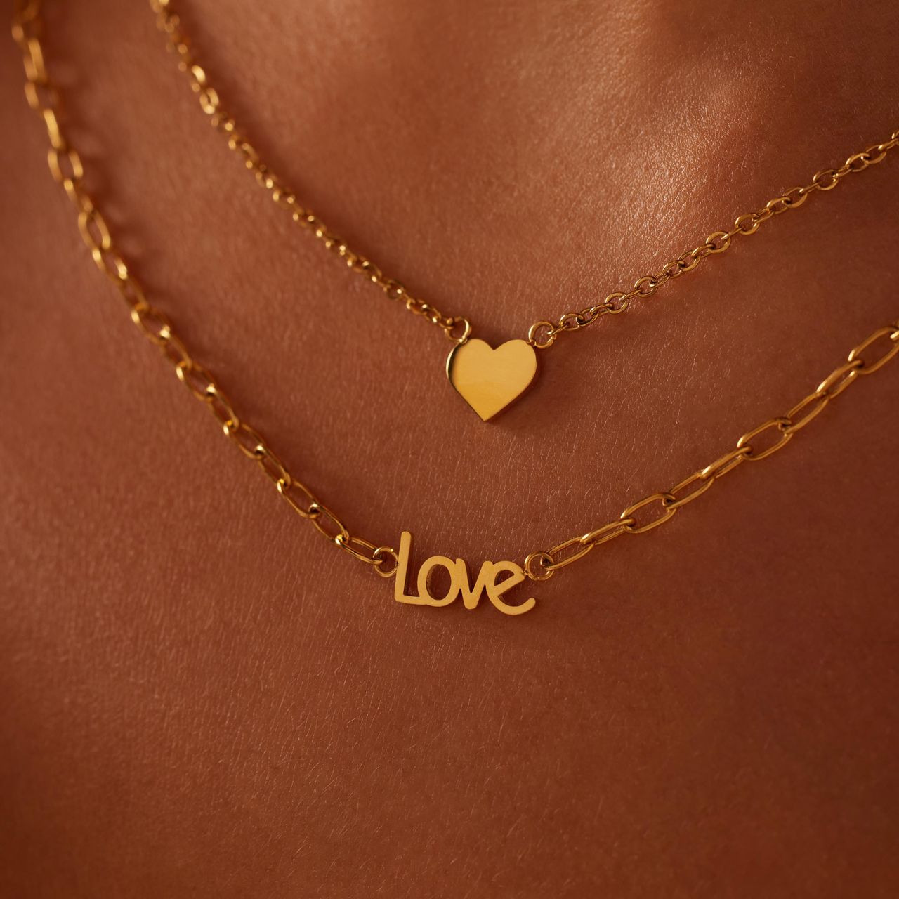 Stalen goldplated dubbele ketting met hanger hart en love voor dames