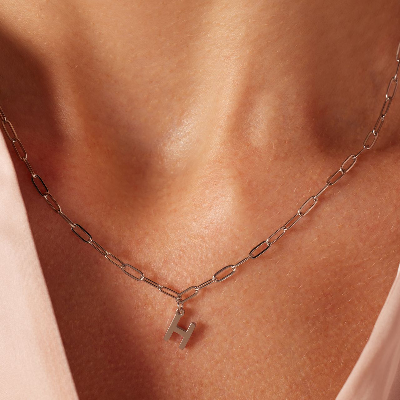 Stainless steel ketting closed forever met letter H