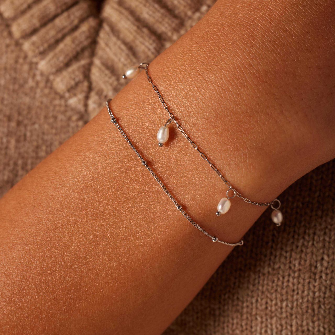 Armbandset aus Edelstahl mit Perle
