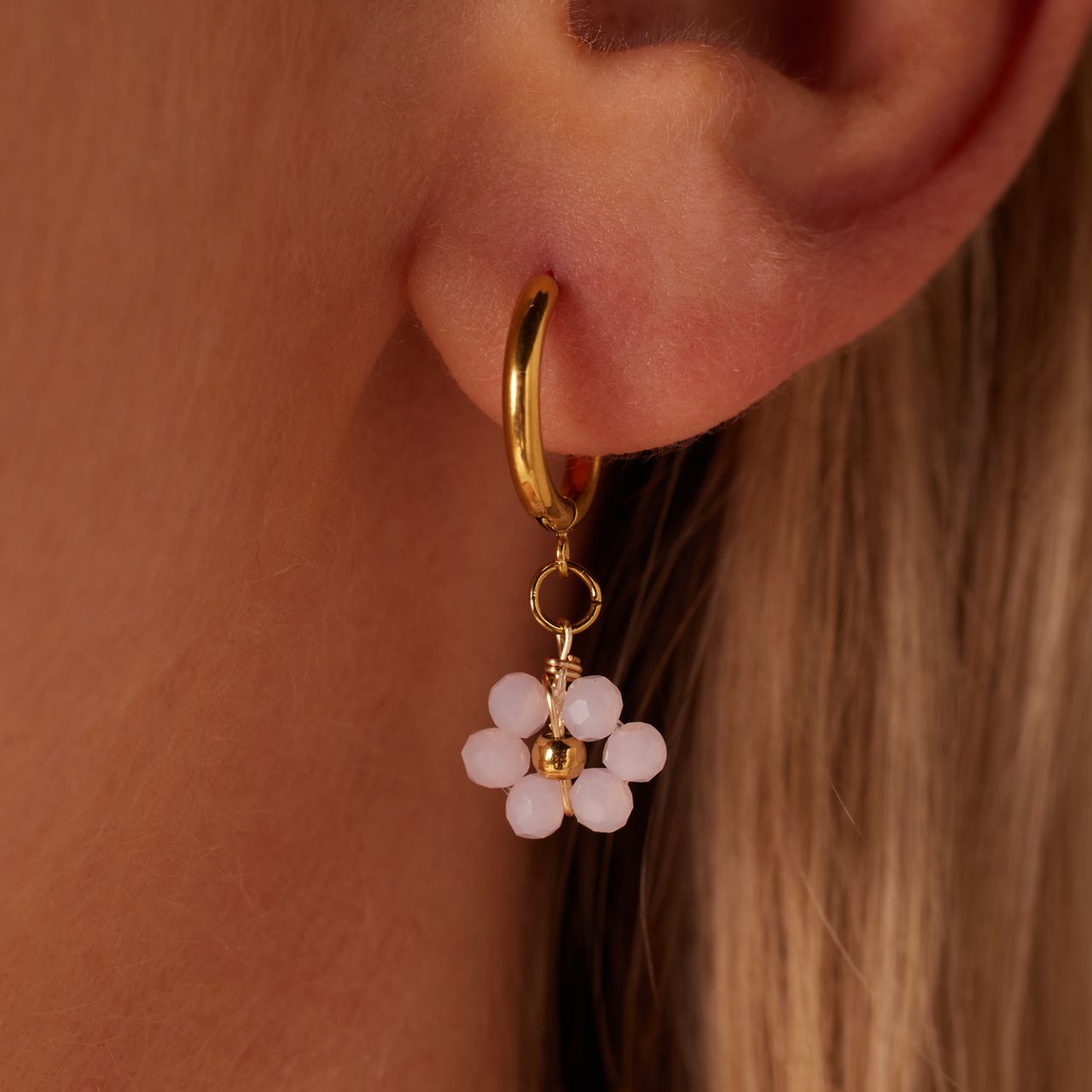 Stalen goldplated oorringen met hanger bloem voor dames