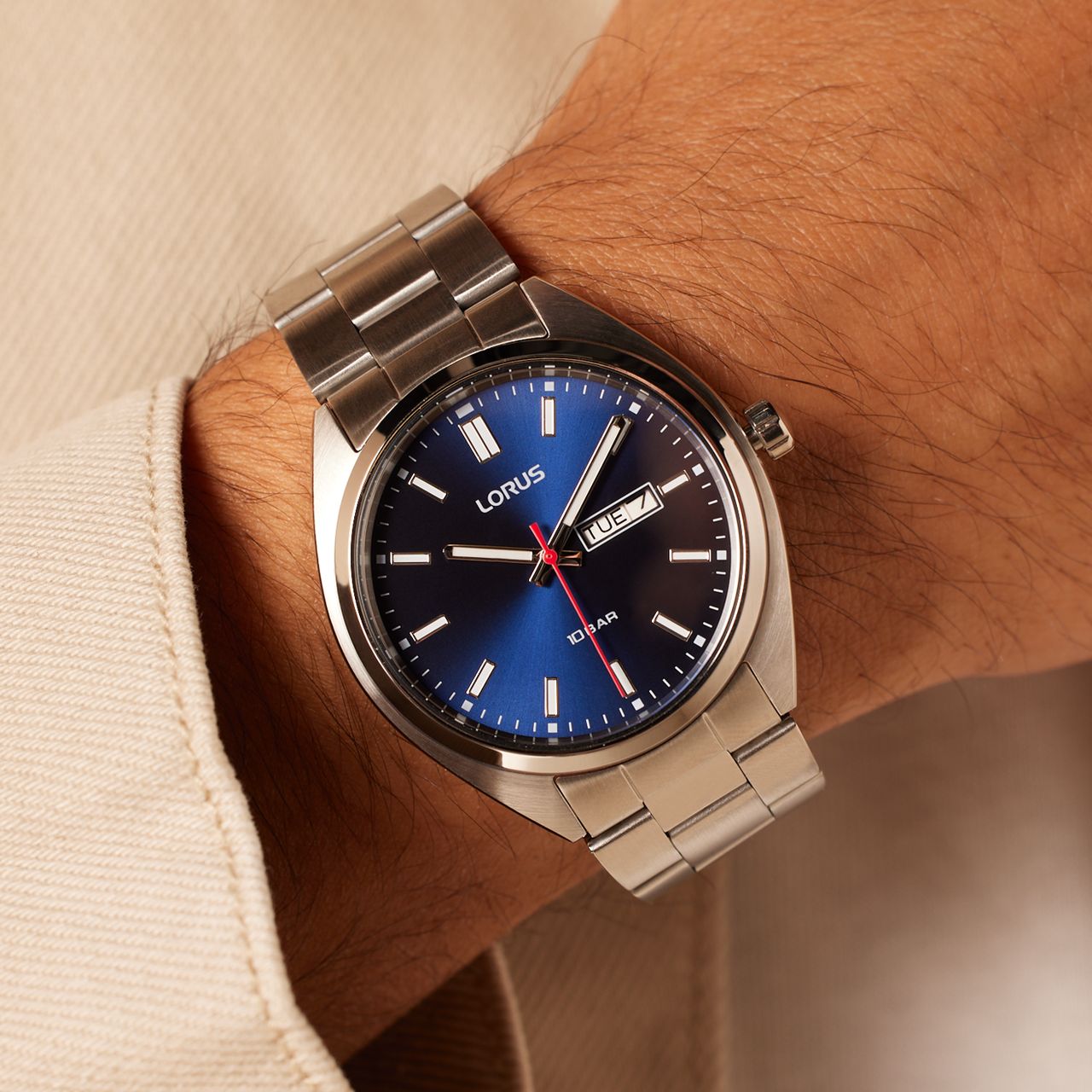 Lorus Herrenuhr mit Armband aus Edelstahl RH365AX9