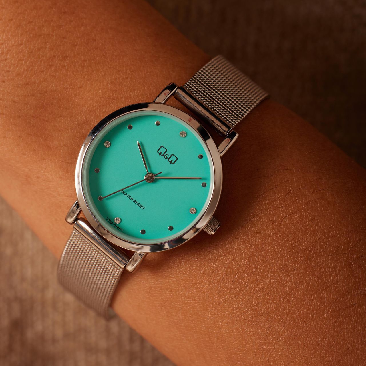 Q&Q dameshorloge met meshband Turquoise