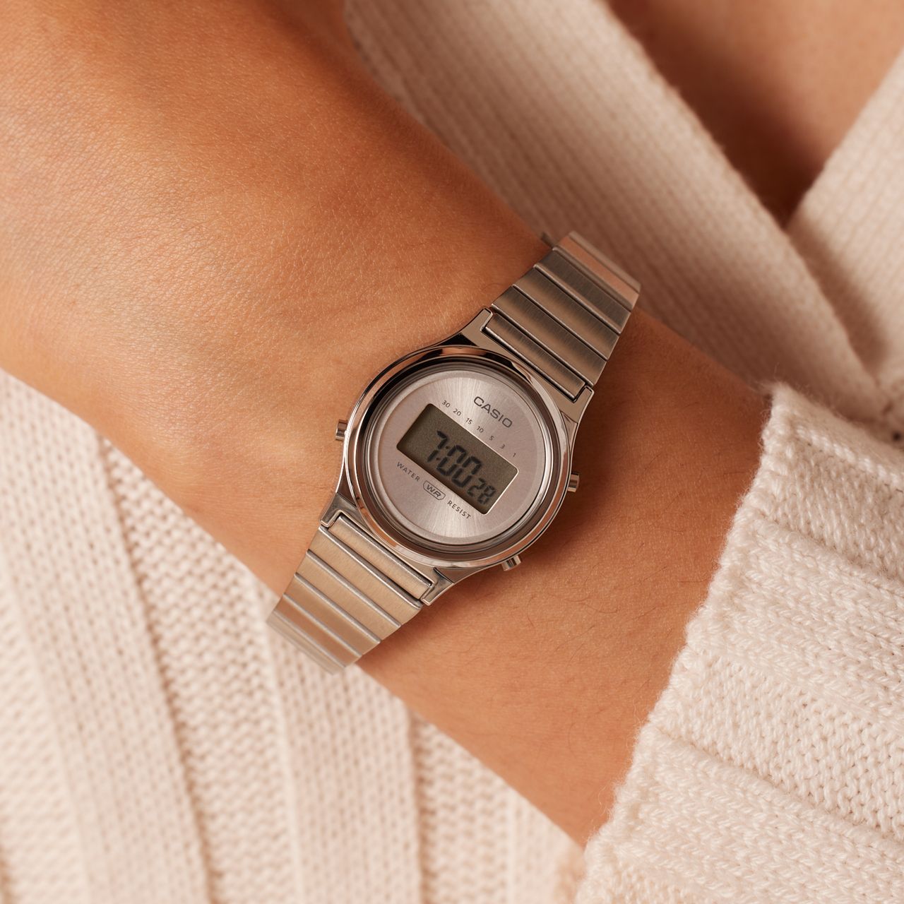 Casio retro dameshorloge zilver LA700WE-7AEF