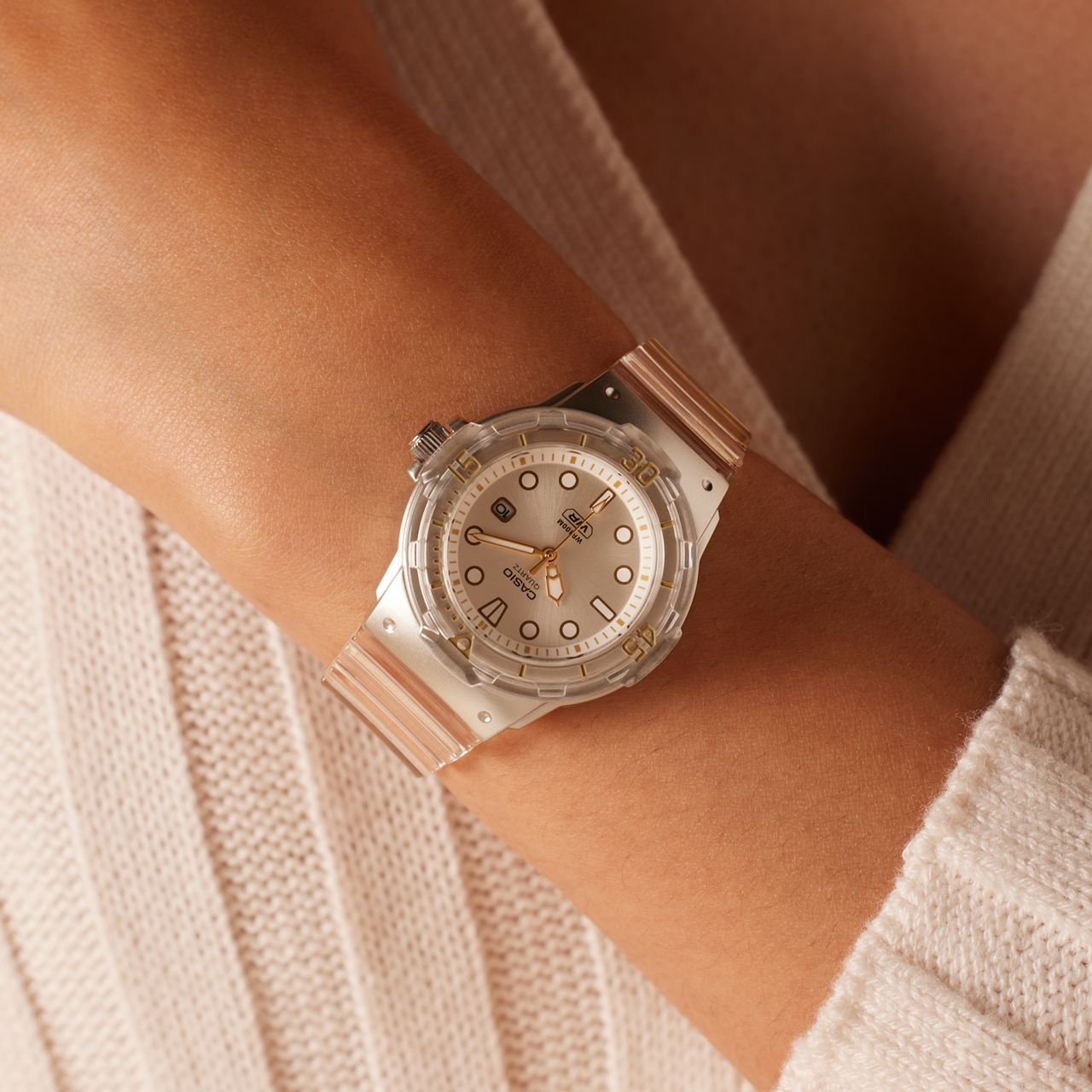 Casio Armbanduhr für Damen, Silikon, Weiß, LRW-200HS-7EVEF