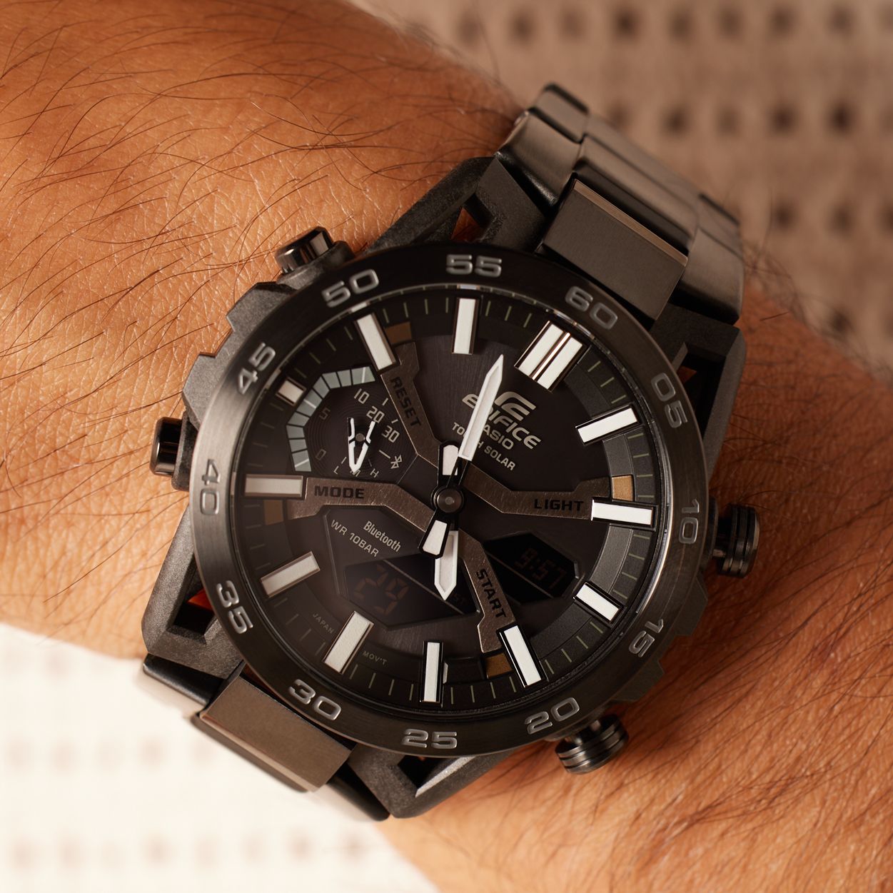 Edifice horloge stainless steel band zwart ECB-2000DC-1BEF