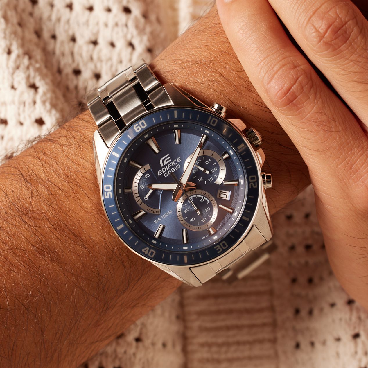 Edifice Uhr mit Armband aus Edelstahl EFR-552D-2AVUEF