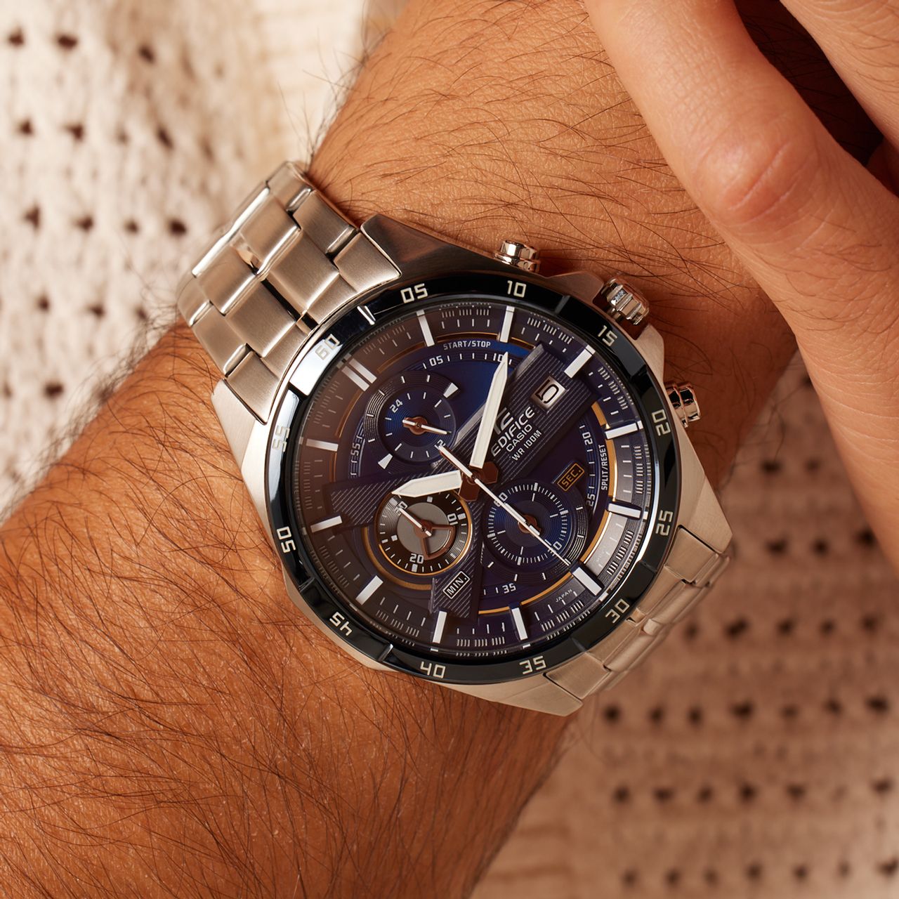 Edifice Uhr mit Armband aus Edelstahl EFR-556DB-2AVUEF