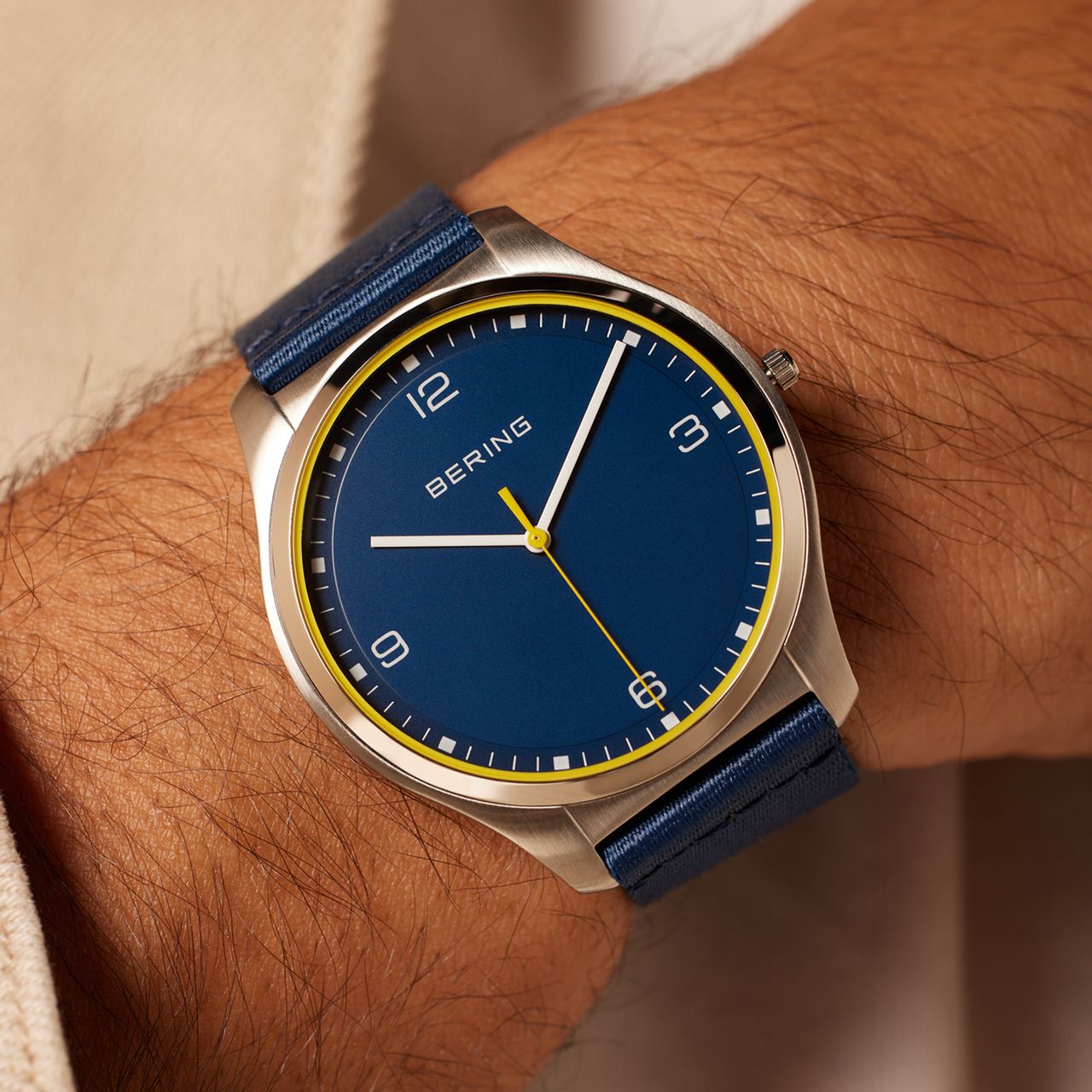 Bering Uhr mit Armband aus Stoff, Blau, 18342-507