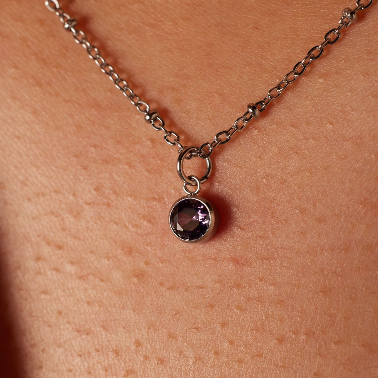 Stalen ketting met geboortesteen hanger februari