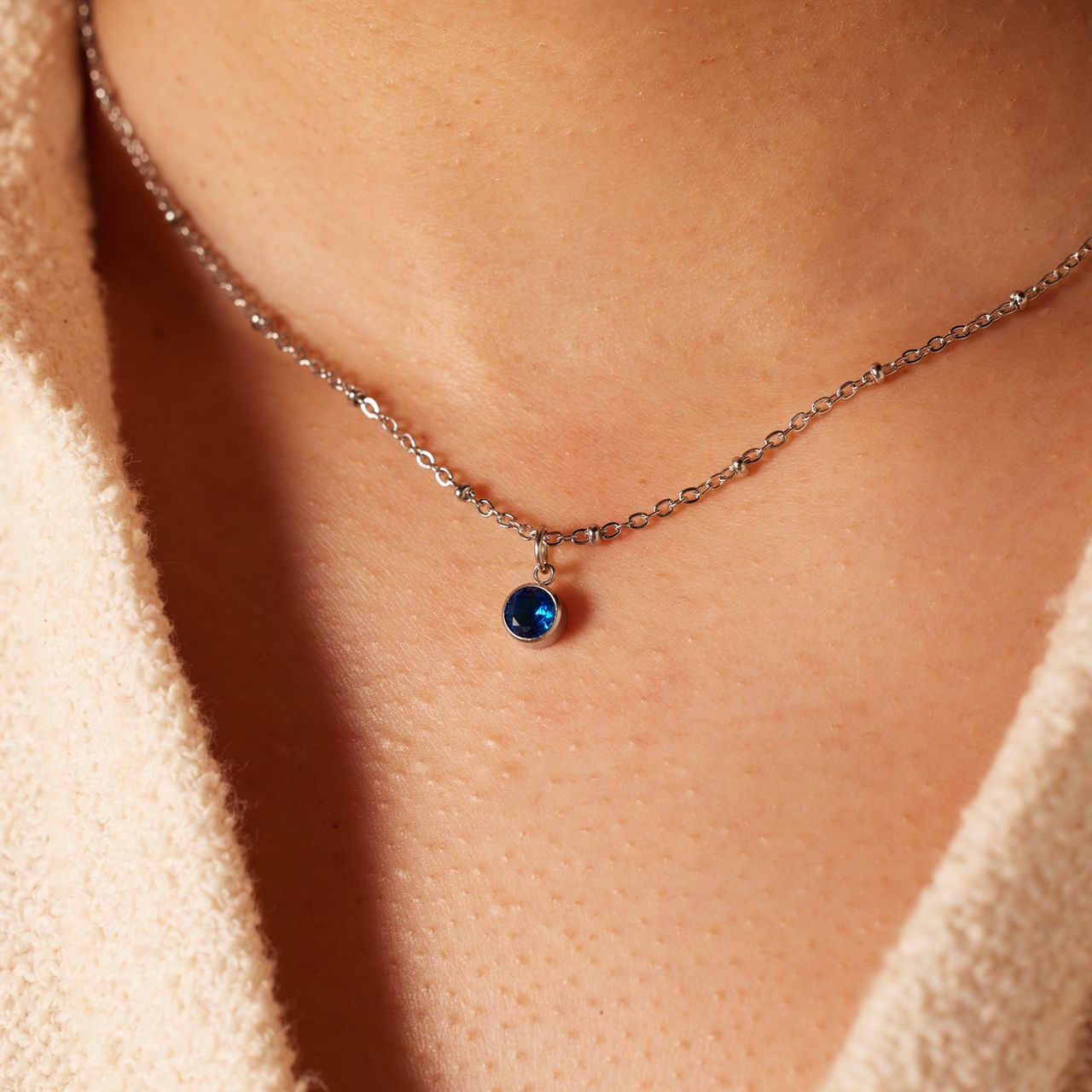 Stalen ketting met geboortesteen hanger December