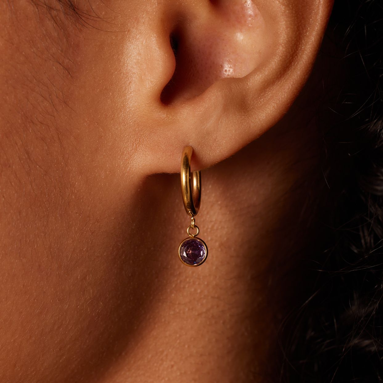 Stalen goldplated oorbellen geboortesteen juni