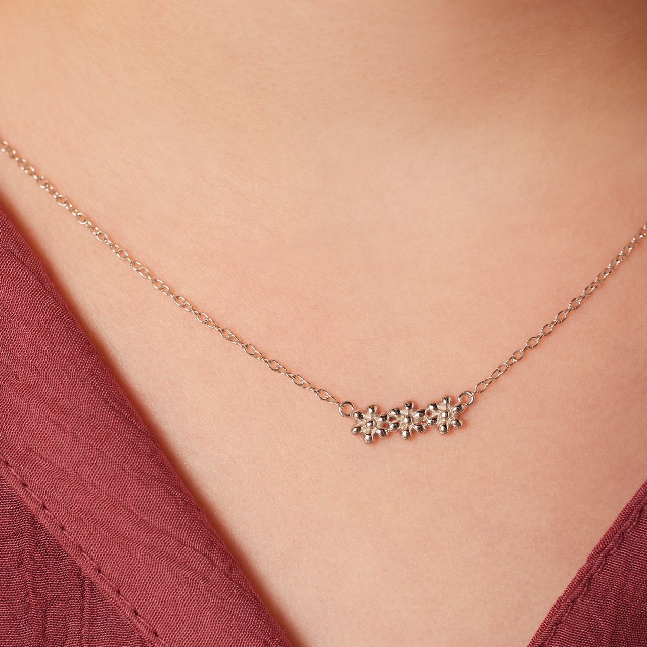 Zilveren kinderketting bloemen