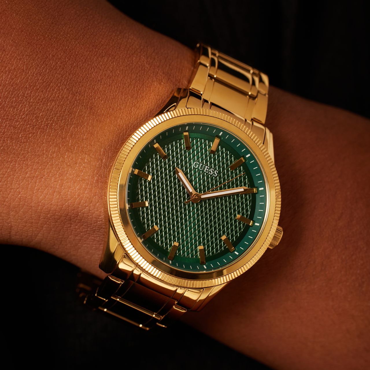 Guess stainless steel herenhorloge goudkleurig DEX GW0626G2