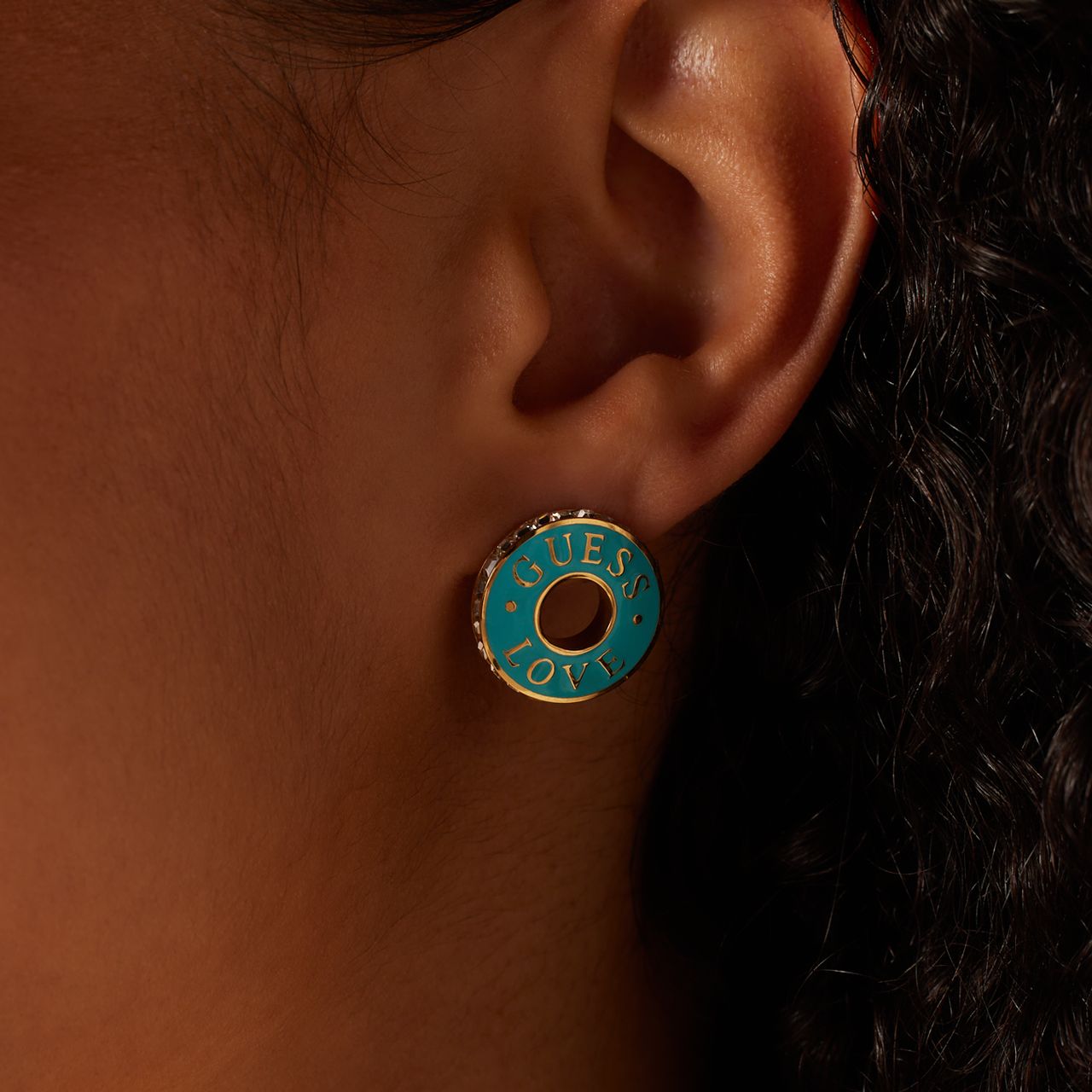 Guess stainless steel goldplated oorknoppen voor dames